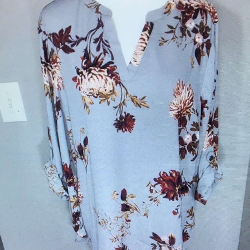Multicolored 3/4 Sleeve Floral Tunic Top